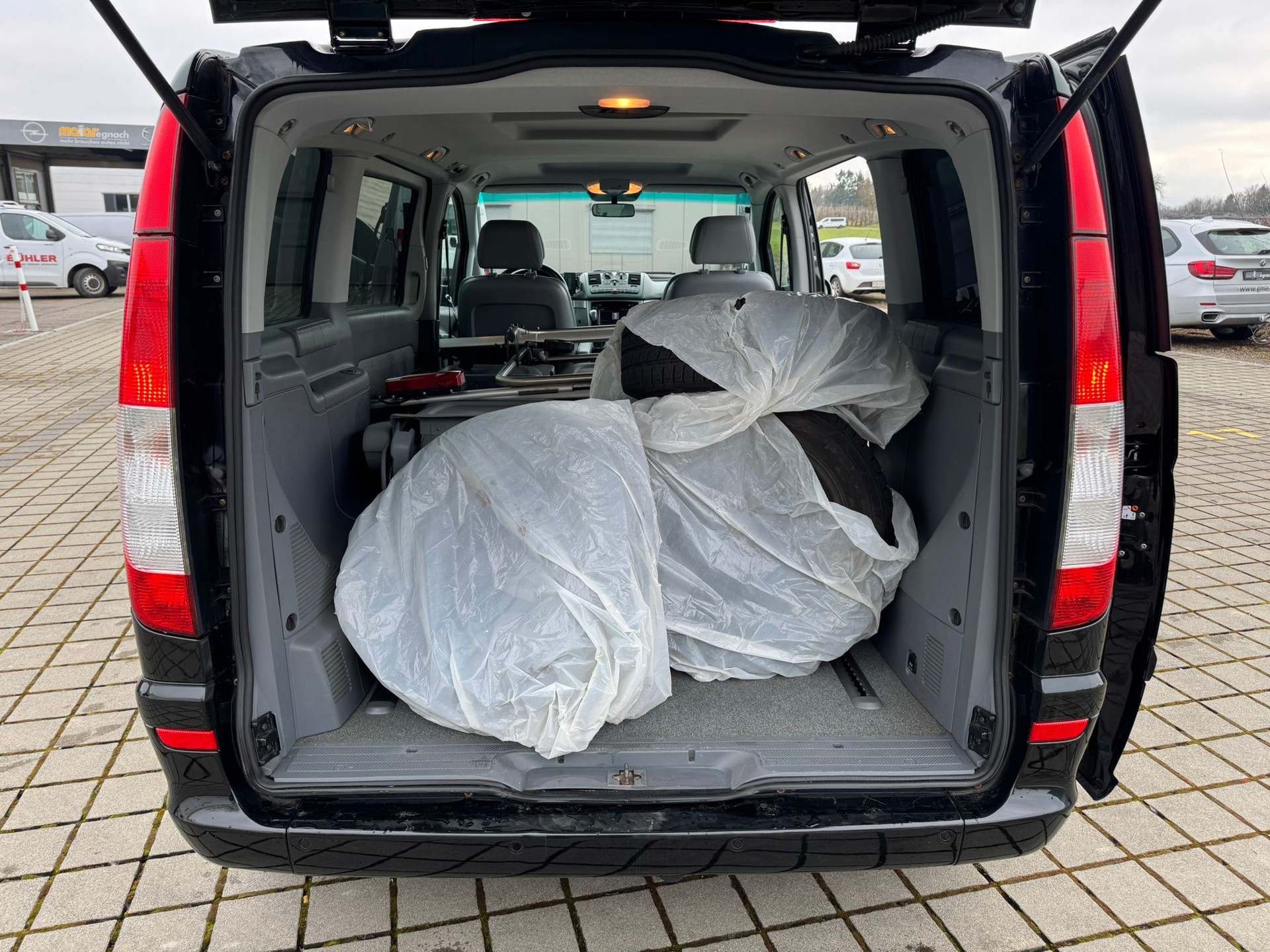 MERCEDES-BENZ Viano 2.2 CDI Trend-image-10