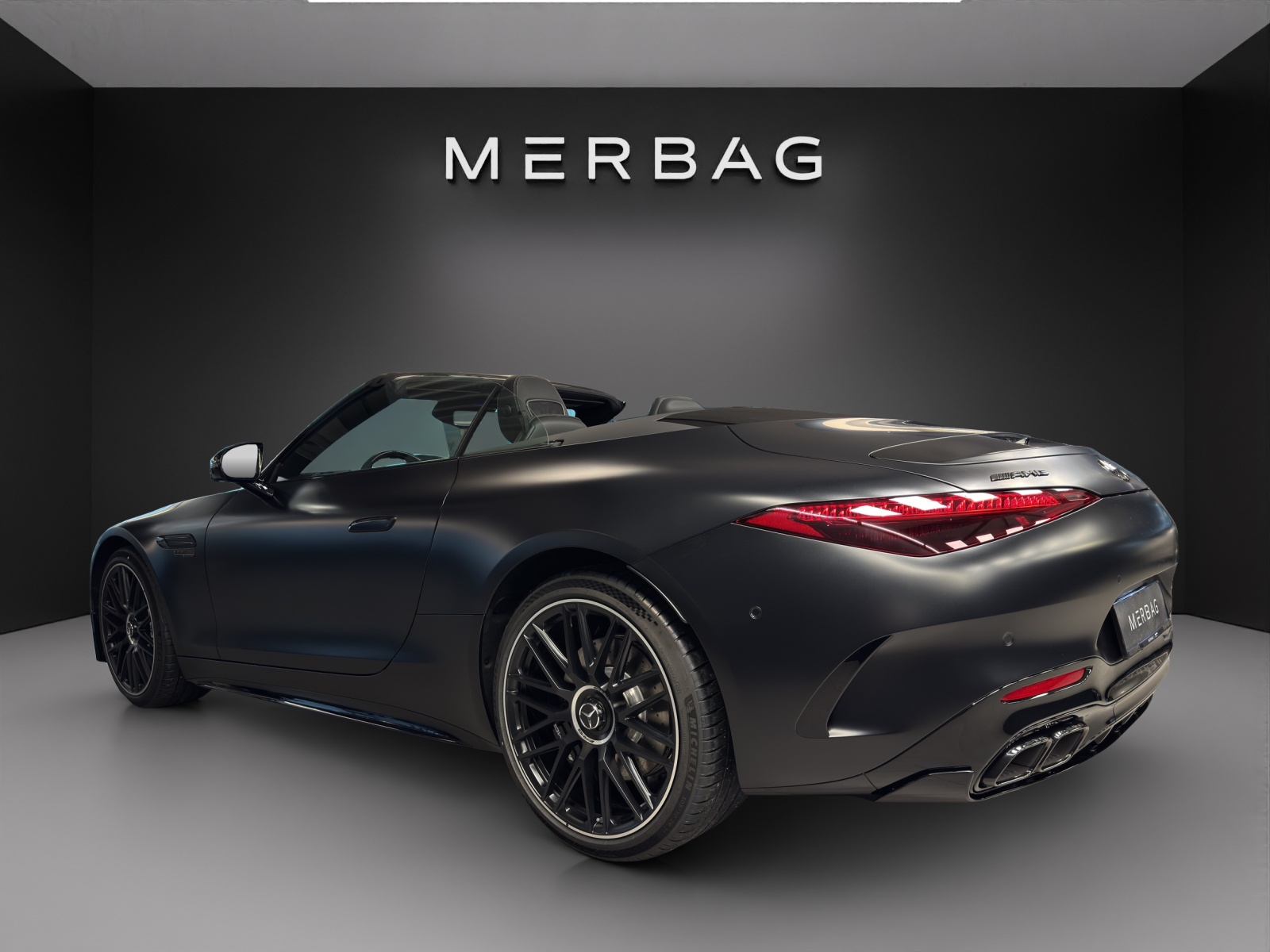 MERCEDES-BENZ AMG SL 63 4M Executive Edition-image-3