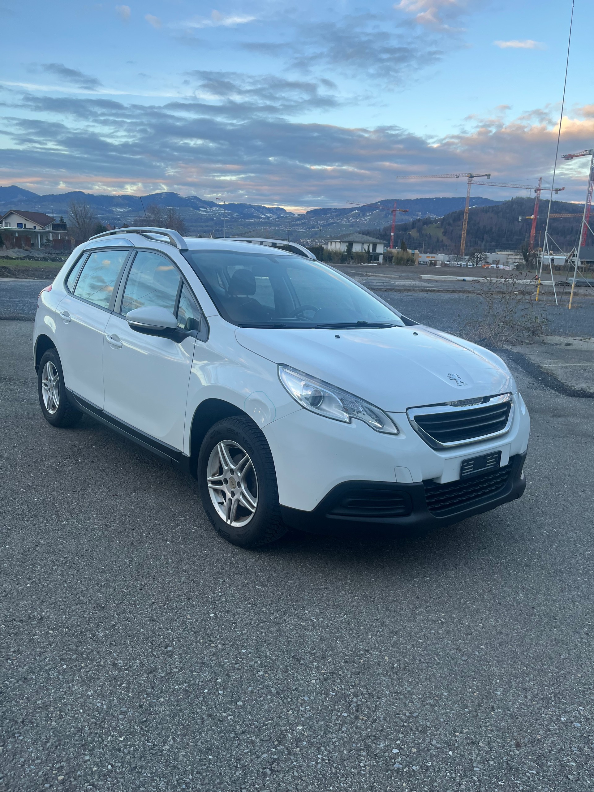 PEUGEOT 2008 1.2 VTI Style