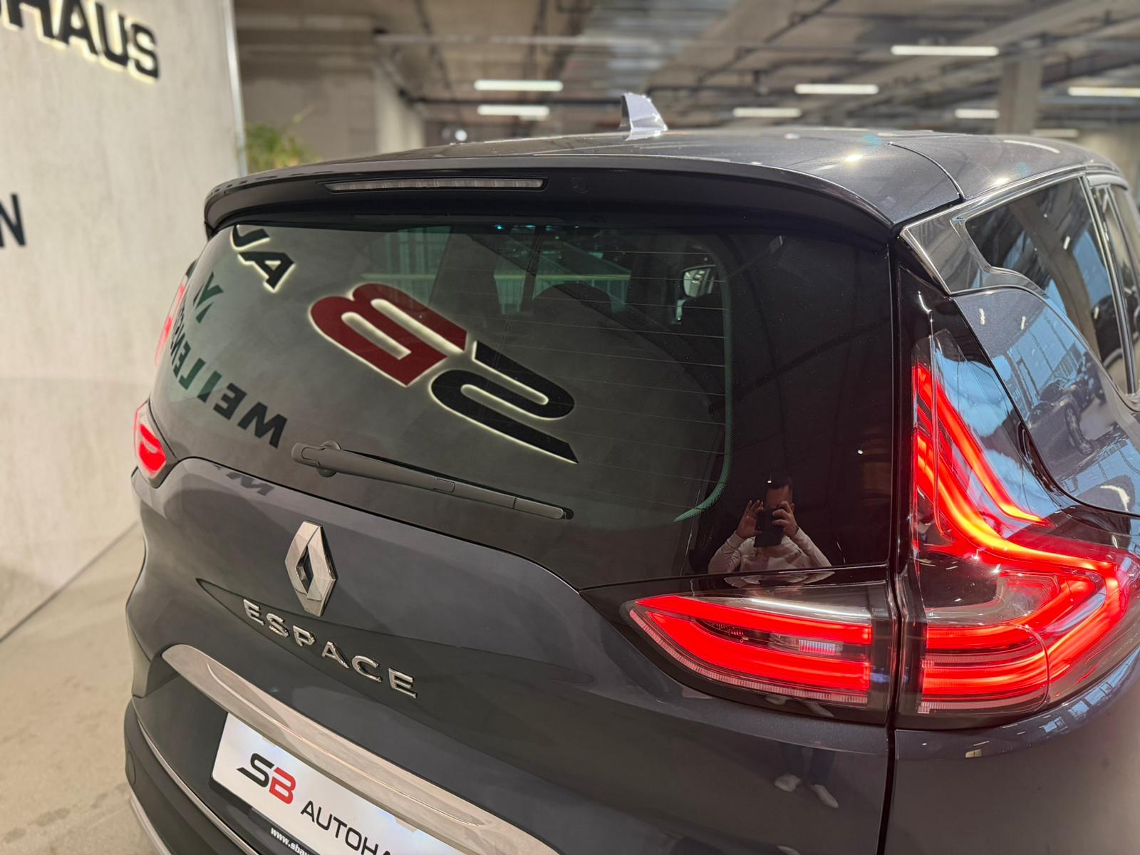 RENAULT Espace 2.0 dCi Techno EDC 6-image-15