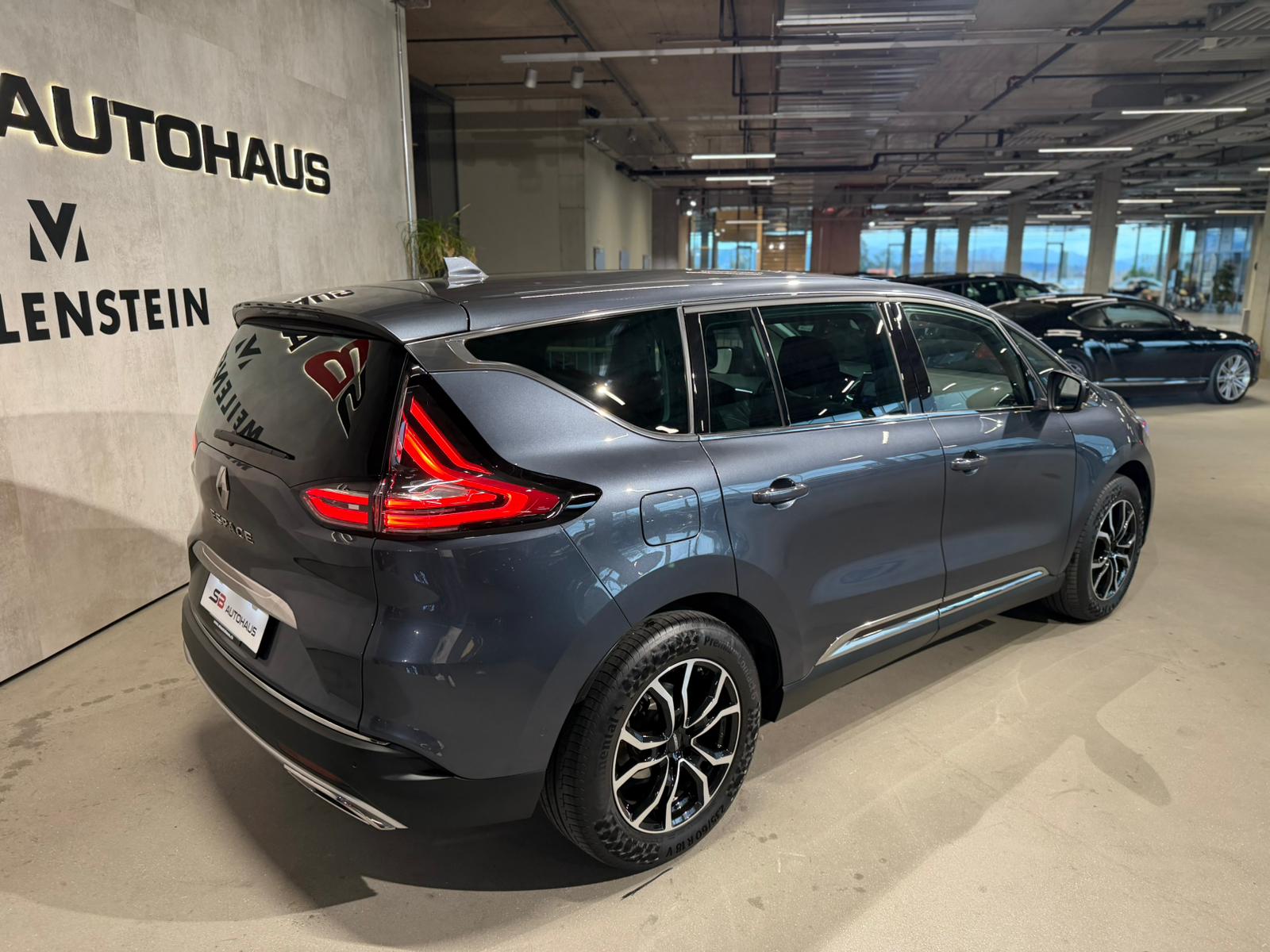 RENAULT Espace 2.0 dCi Techno EDC 6-image-9