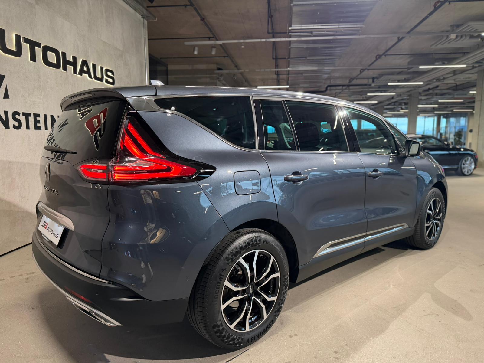 RENAULT Espace 2.0 dCi Techno EDC 6-image-8