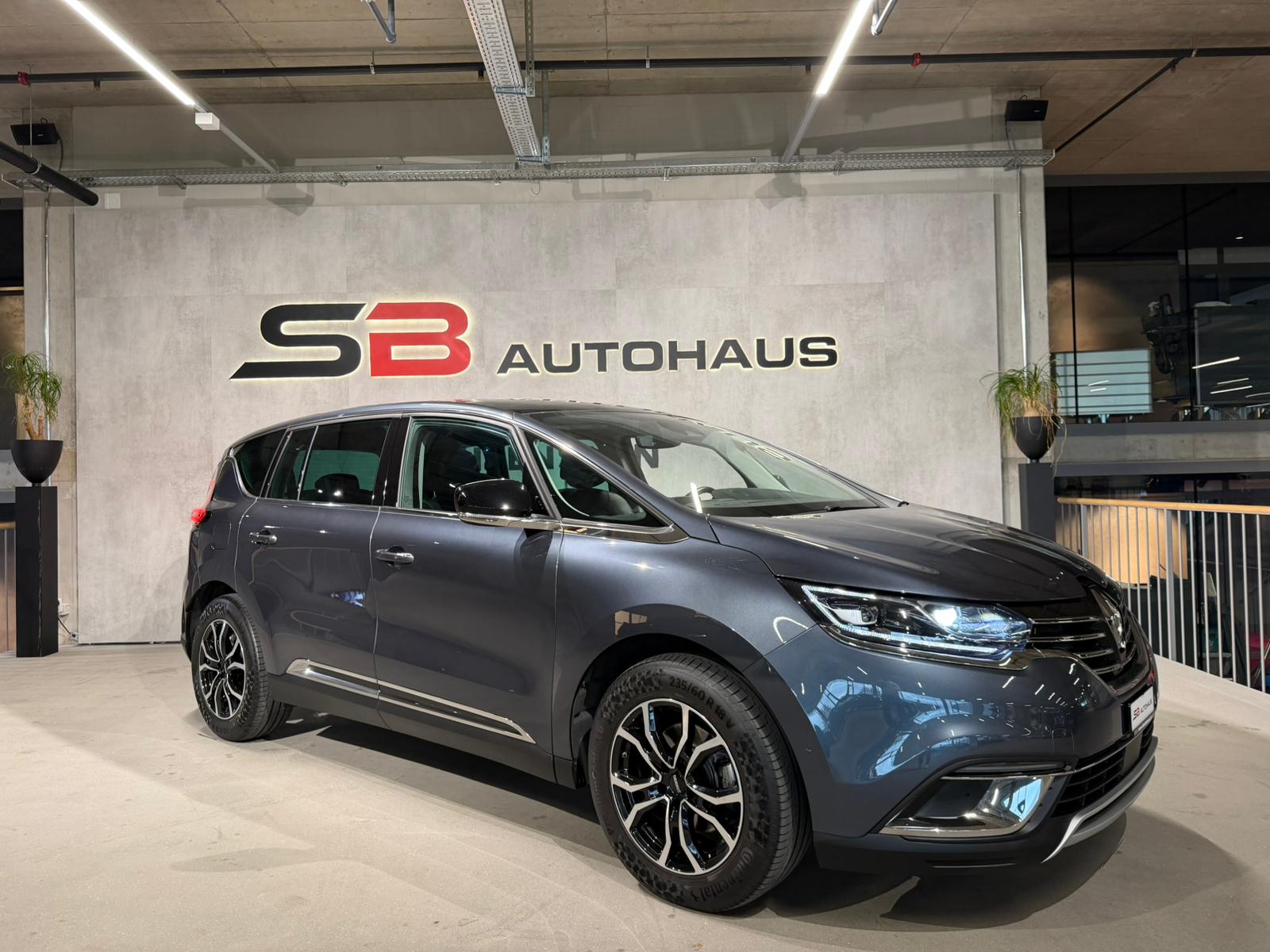 RENAULT Espace 2.0 dCi Techno EDC 6-image-2