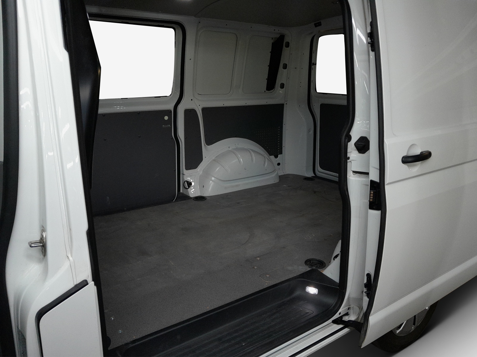 VW T6.1 2.0 TDI-image-11
