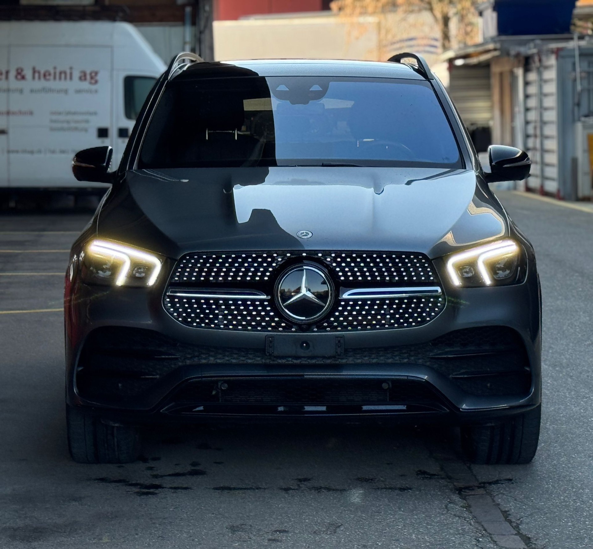 MERCEDES-BENZ GLE 450 4Matic AMG Line 9G-Tronic-image-2
