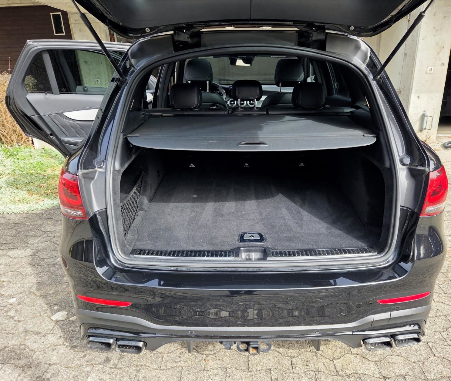 MERCEDES-BENZ GLC 63 AMG 4Matic 9G-Tronic-image-5