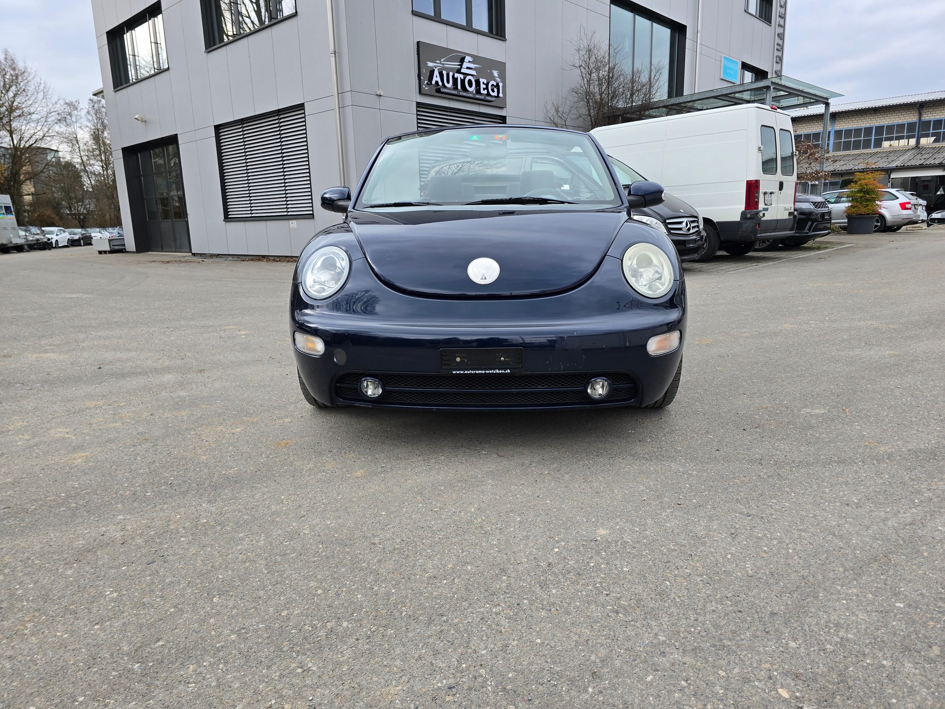 VW Beetle Cabrio 1.8 T-image-1