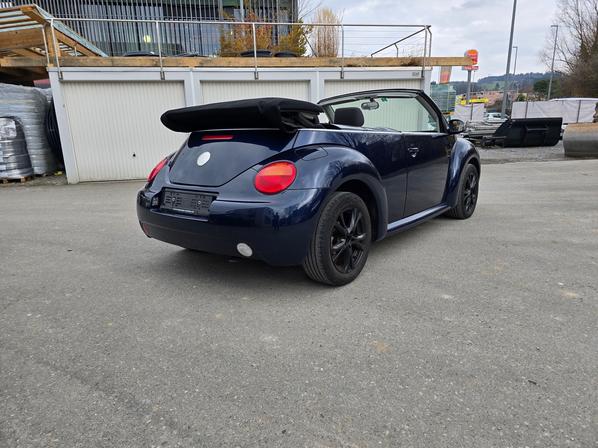 VW Beetle Cabrio 1.8 T-image-4