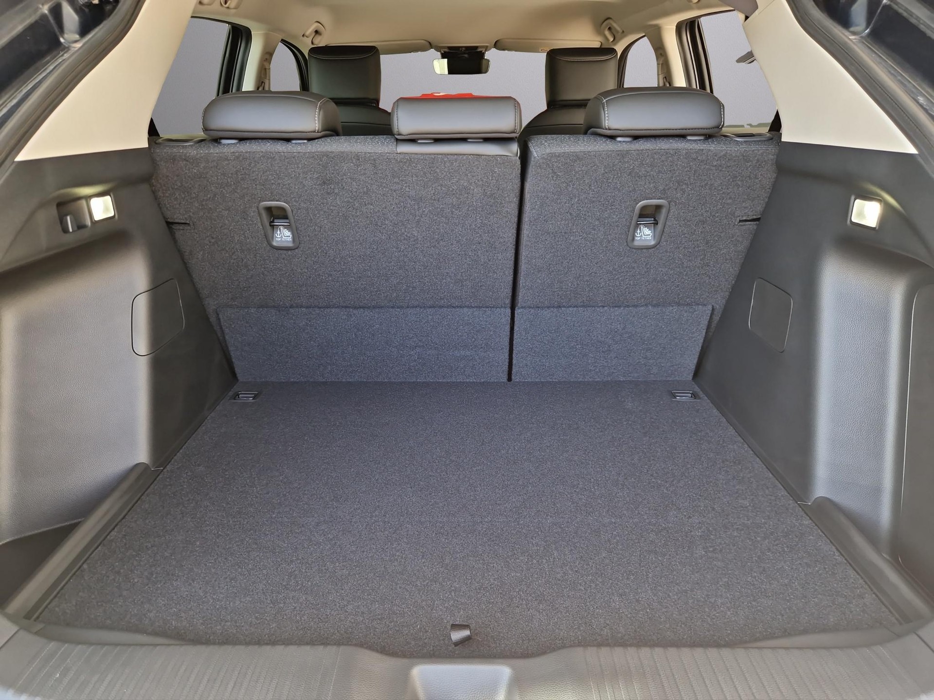 HONDA HR-V 1.5 i-MMD Advance-image-17