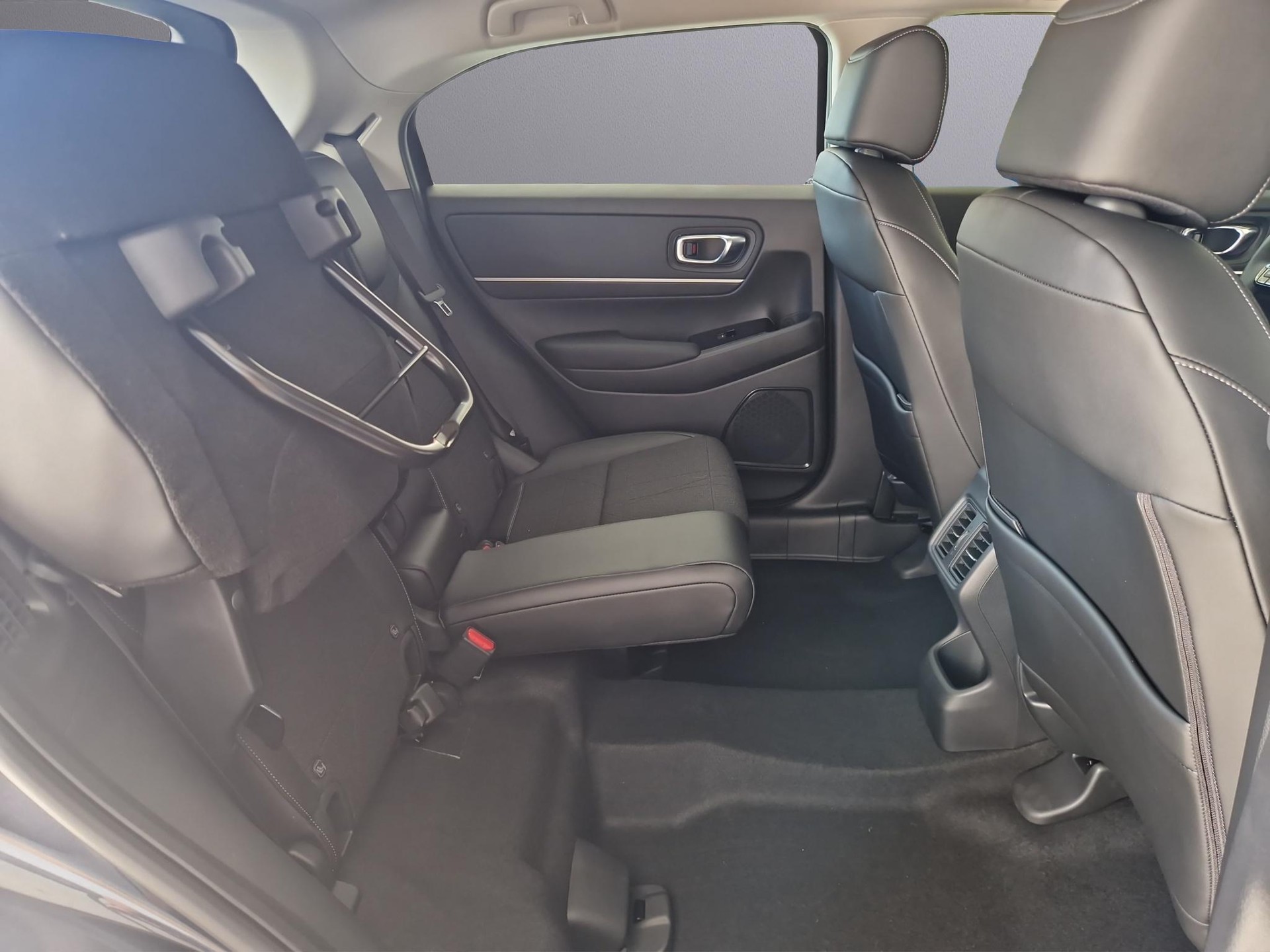 HONDA HR-V 1.5 i-MMD Advance-image-15