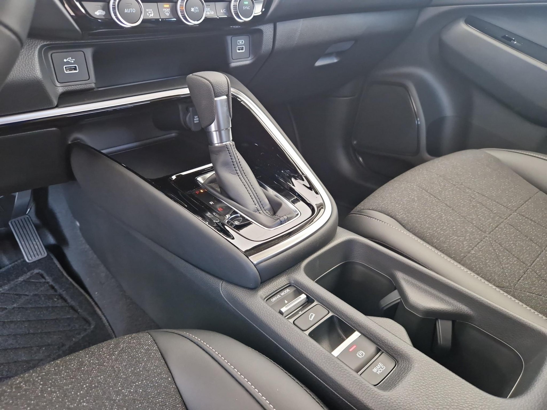 HONDA HR-V 1.5 i-MMD Advance-image-20