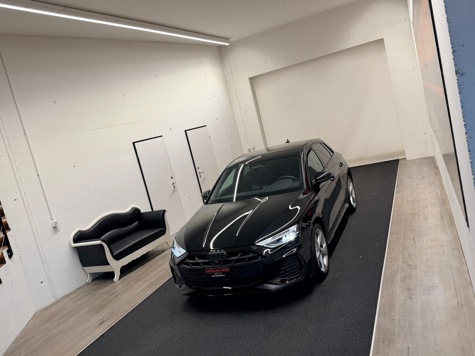 AUDI A3 Sportback 40 TFSI S line S-tronic quattro-image-3