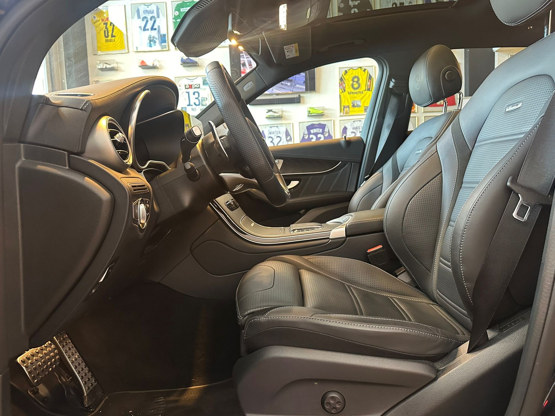 MERCEDES-BENZ GLC 63 S AMG 4Matic 9G-Tronic-image-7