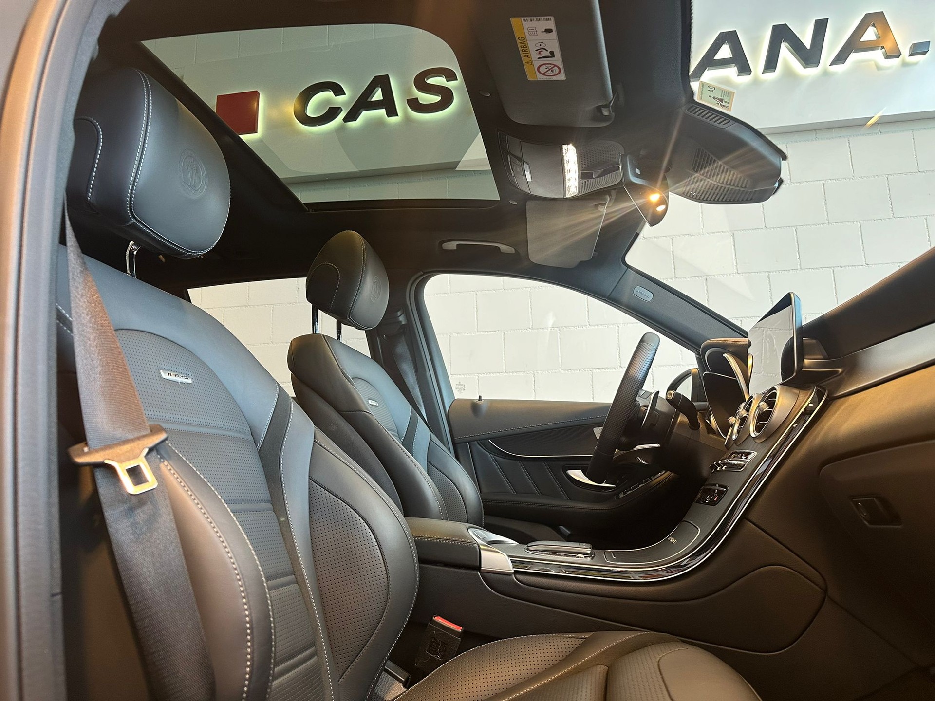 MERCEDES-BENZ GLC 63 S AMG 4Matic 9G-Tronic-image-9