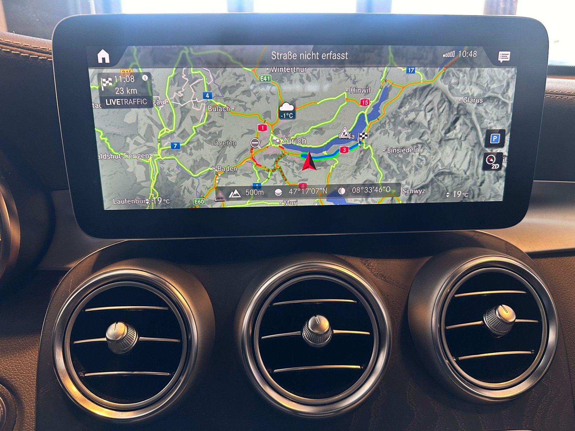 MERCEDES-BENZ GLC 63 S AMG 4Matic 9G-Tronic-image-13