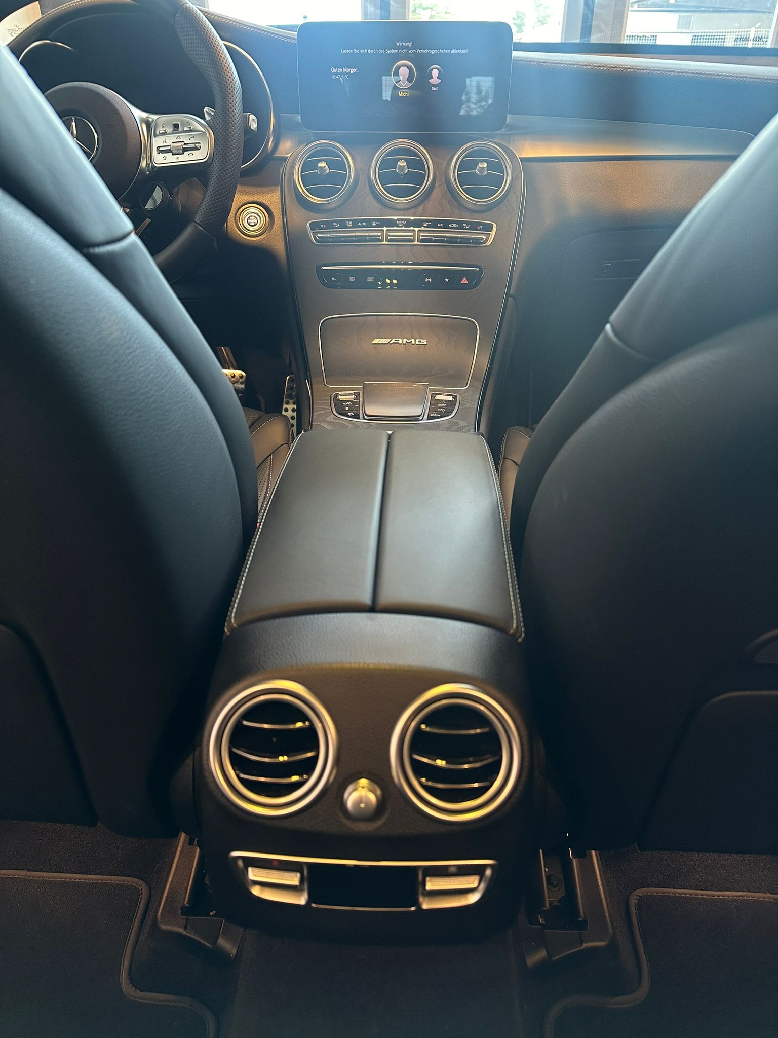 MERCEDES-BENZ GLC 63 S AMG 4Matic 9G-Tronic-image-16
