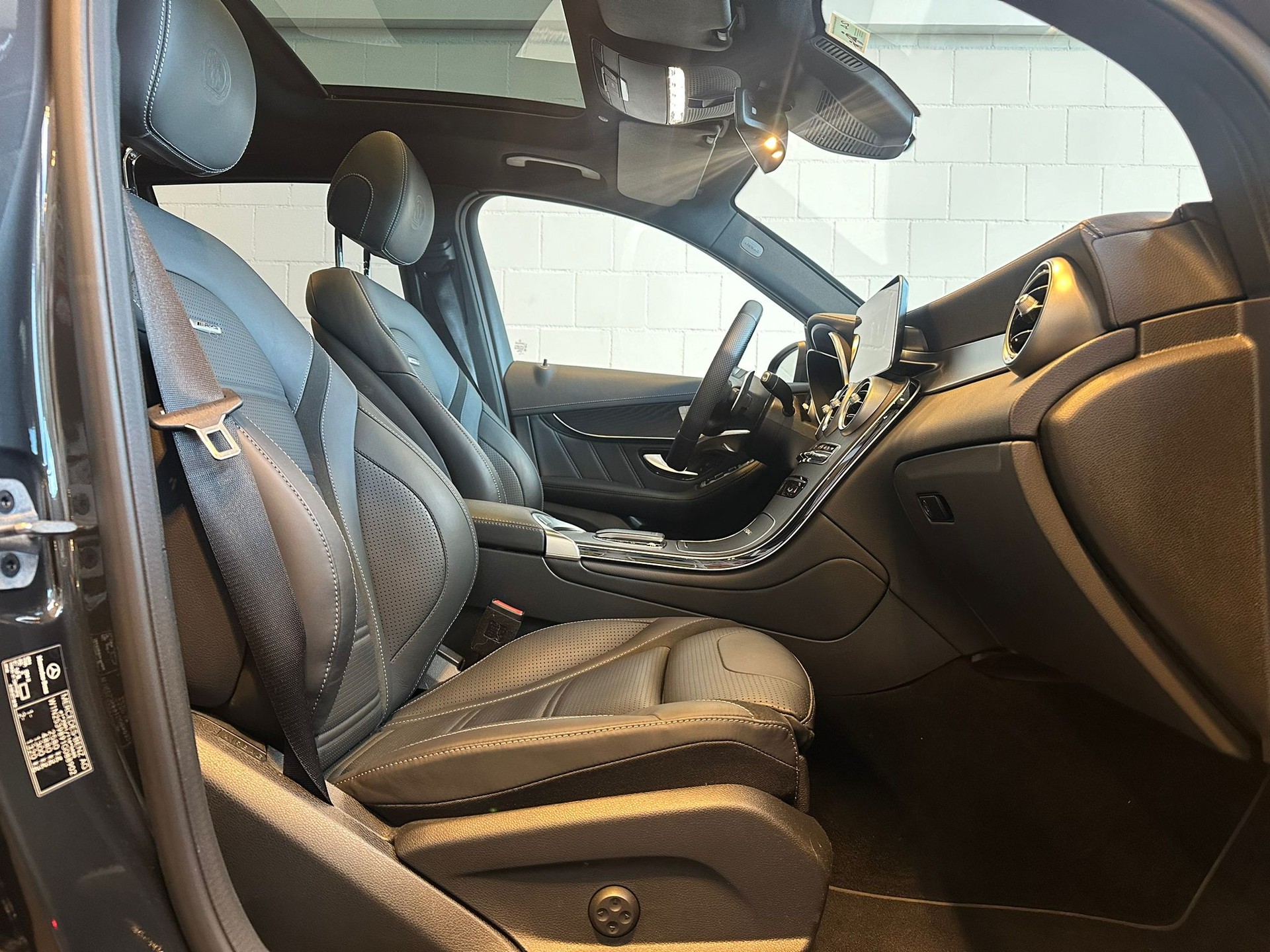 MERCEDES-BENZ GLC 63 S AMG 4Matic 9G-Tronic-image-8