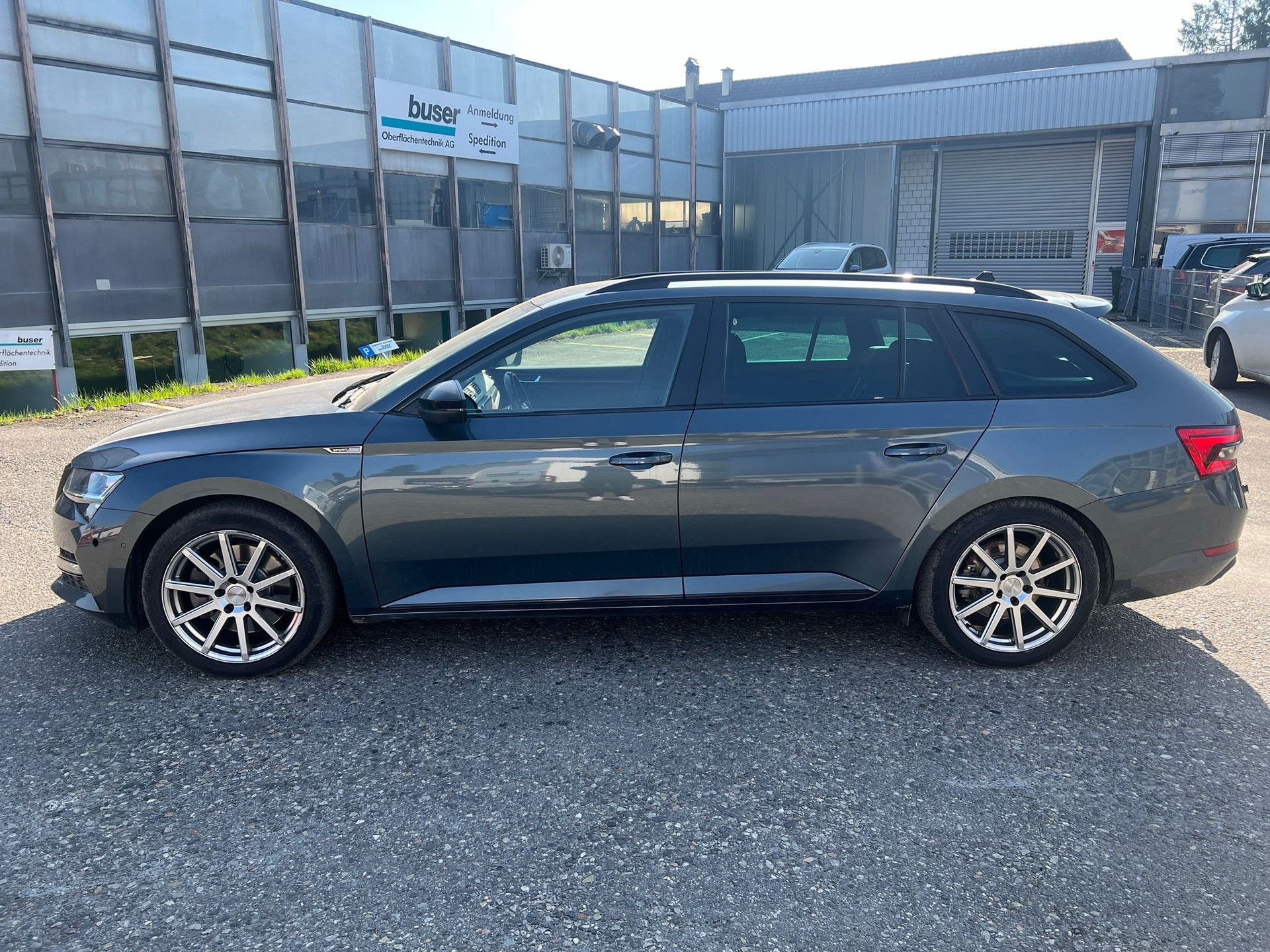 SKODA Superb Combi 2.0 TSI SportLine 4x4 DSG-image-6