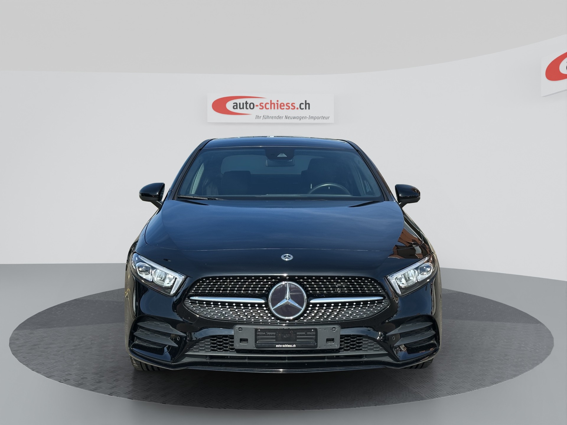 MERCEDES-BENZ A 250e AMG Night 8G-DCT-image-1
