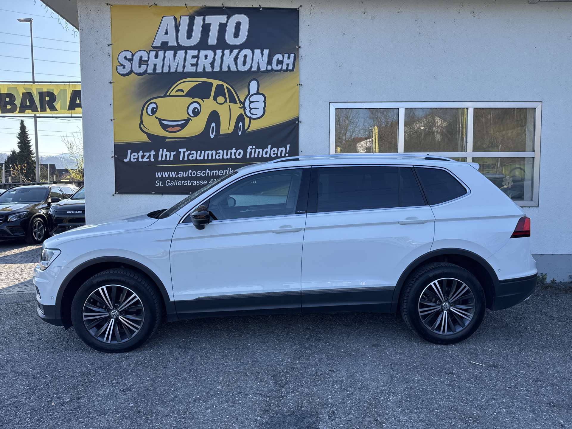 VW Tiguan Allspace 2.0 TDi SCR 7-Plätzer Comfortline DSG-Automat-image-4