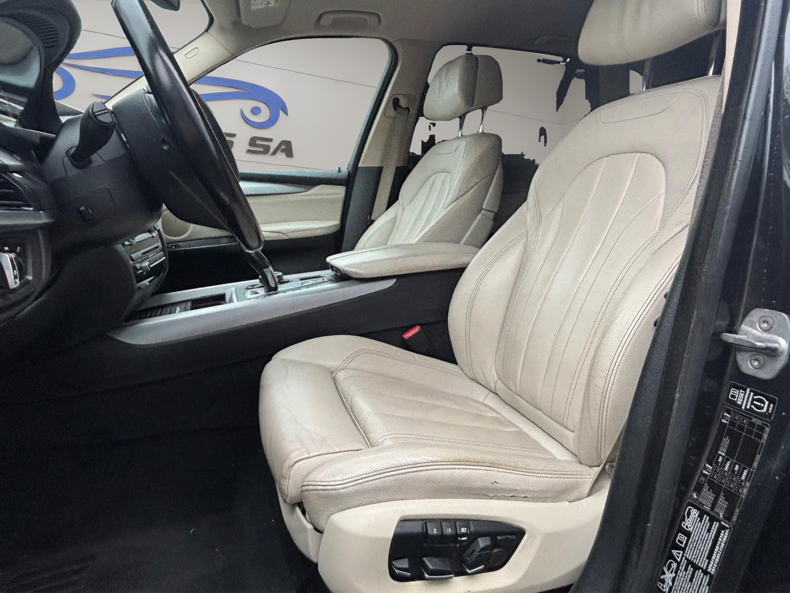 BMW X5 xDrive 40d Steptronic-image-12