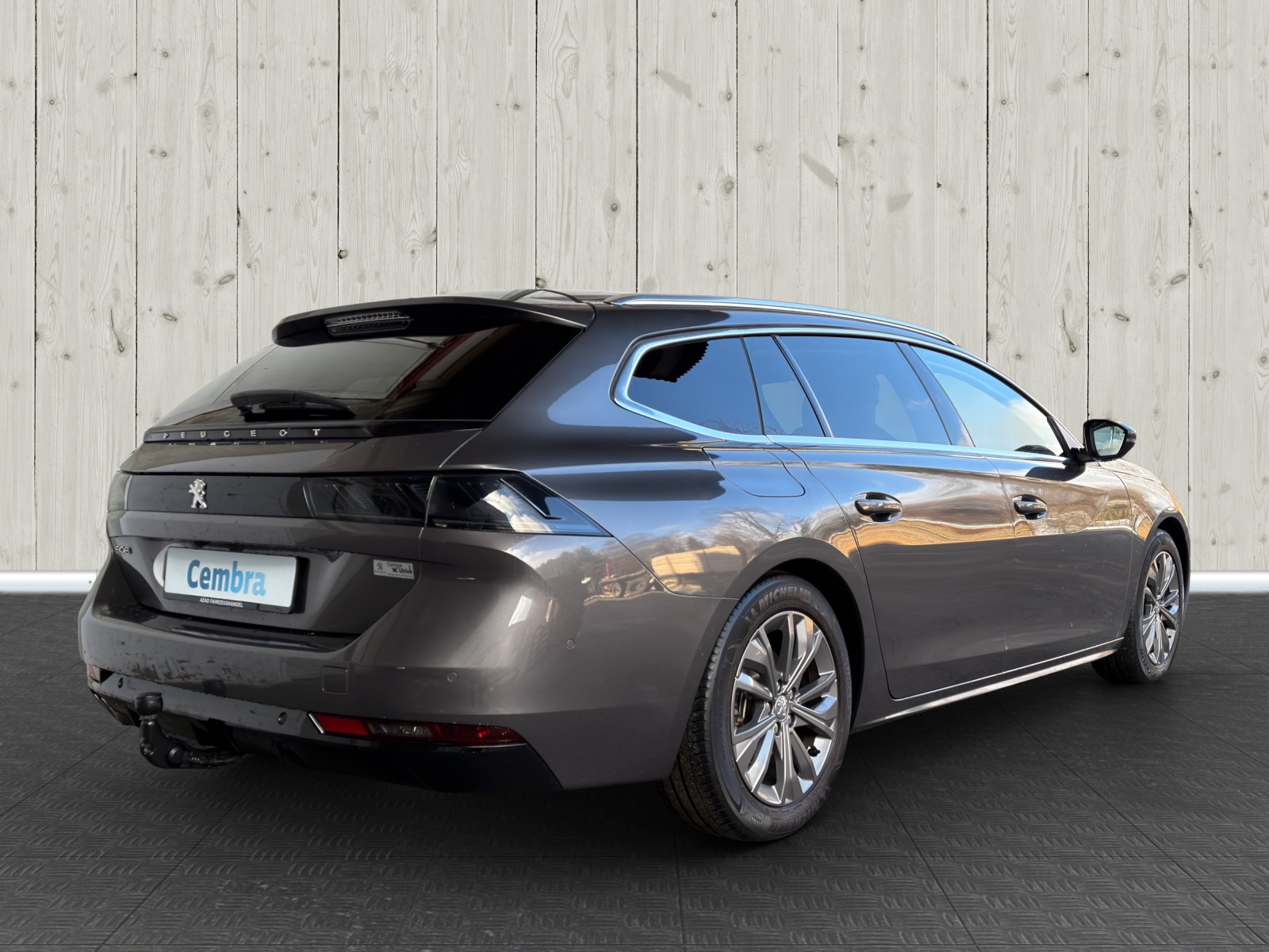 PEUGEOT 508 SW 2.0 Blue HDI Active Business EAT8-image-6