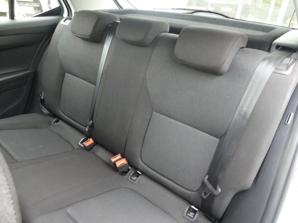 SKODA Fabia 1.0 MPI Active-image-11