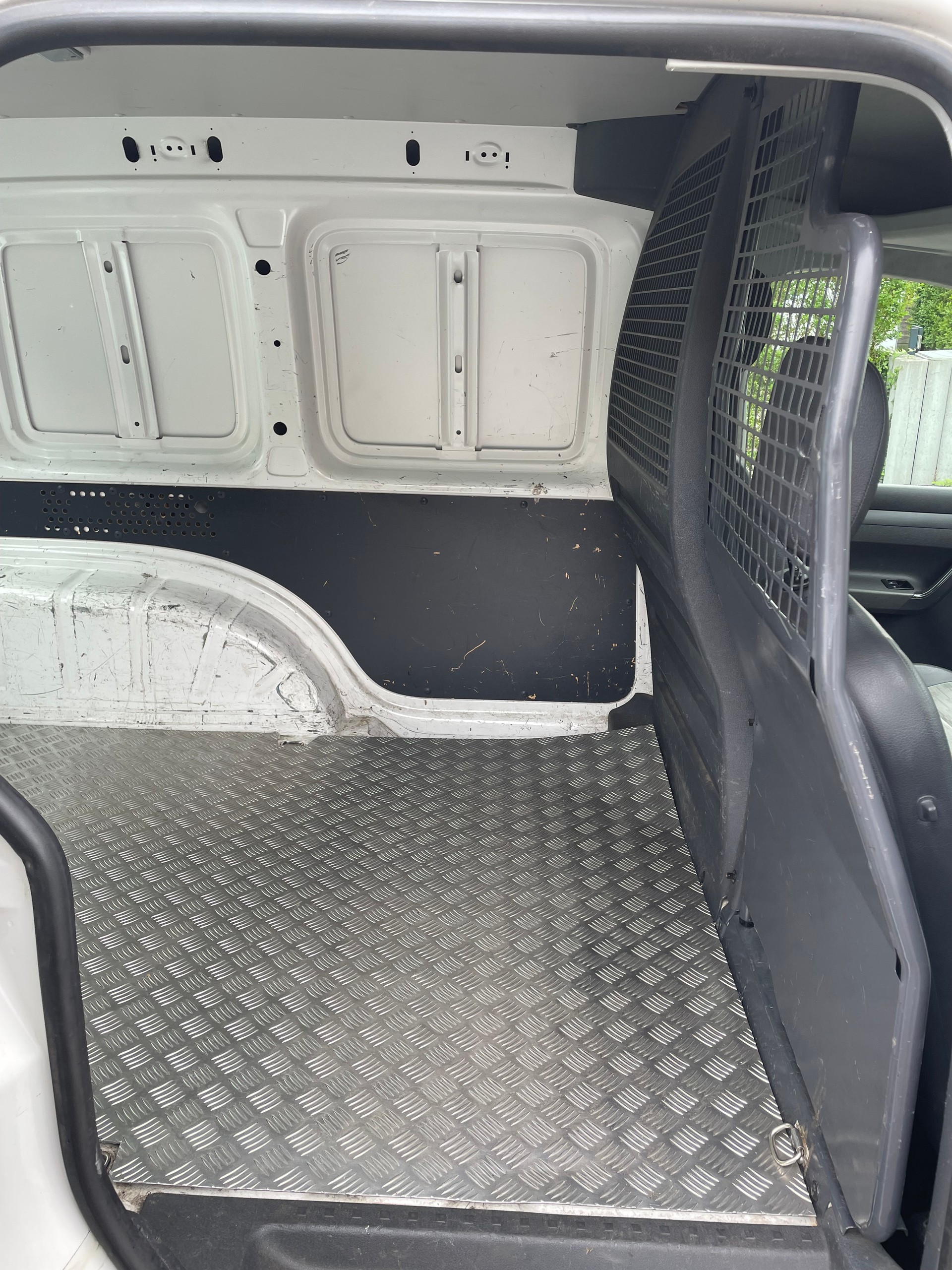 VW Caddy 1.2 TSI-image-7