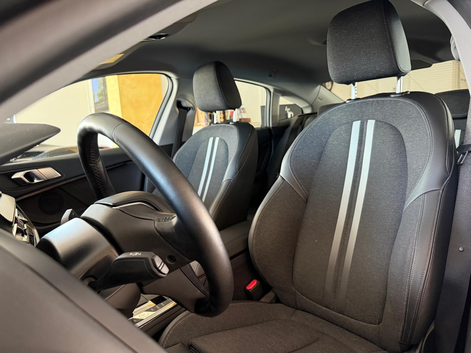 BMW 218i Gran Coupé Sport Line Steptronic-image-16