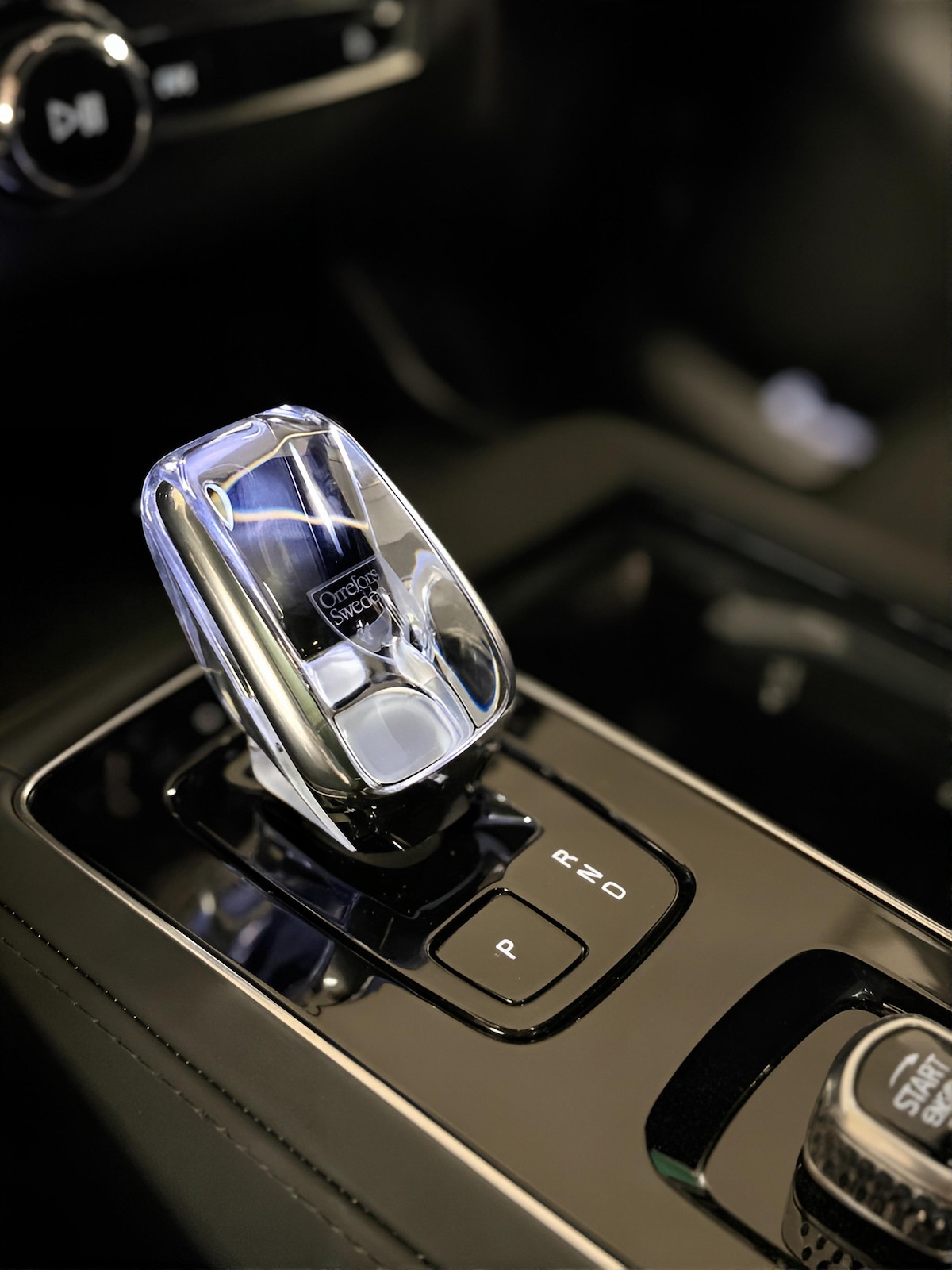 VOLVO XC90 2.0 T8 TE XCLUSIVE Edition Dark eAWD-image-12