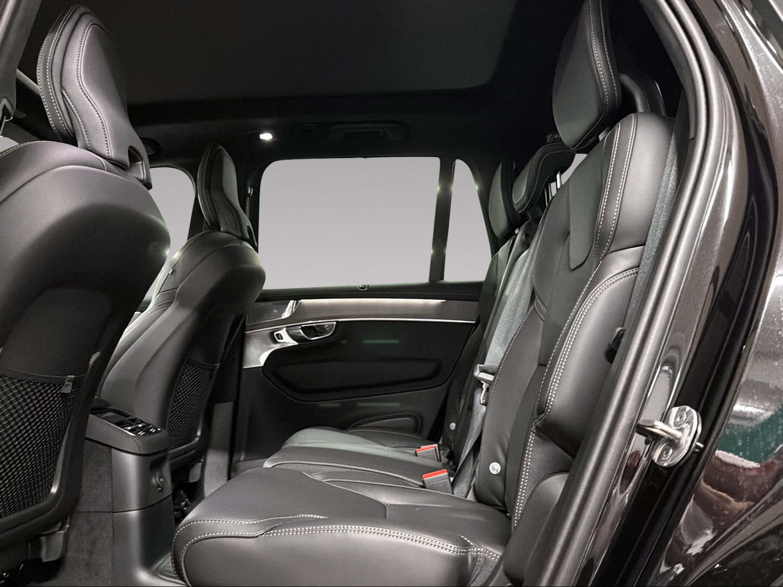 VOLVO XC90 2.0 T8 TE XCLUSIVE Edition Dark eAWD-image-11