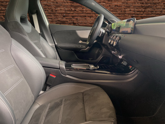 MERCEDES-BENZ A 250 e EQ Star 8G-DCT-image-11