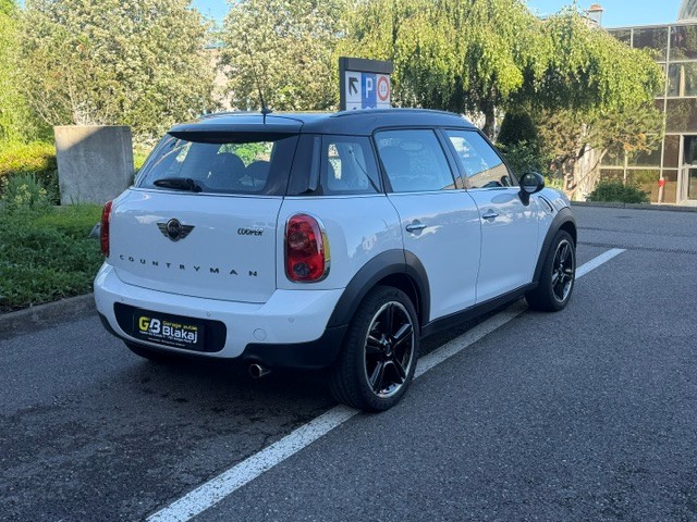 MINI Countryman Cooper FWD Steptronic-image-5