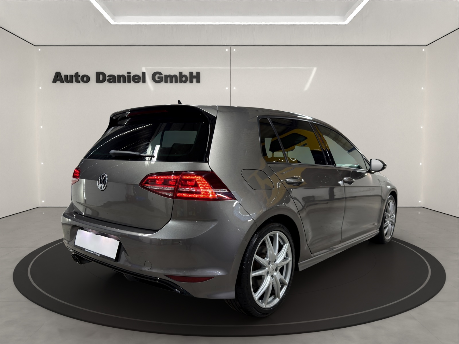 VW Golf 1.4 TSI Cup R-Line DSG-image-5