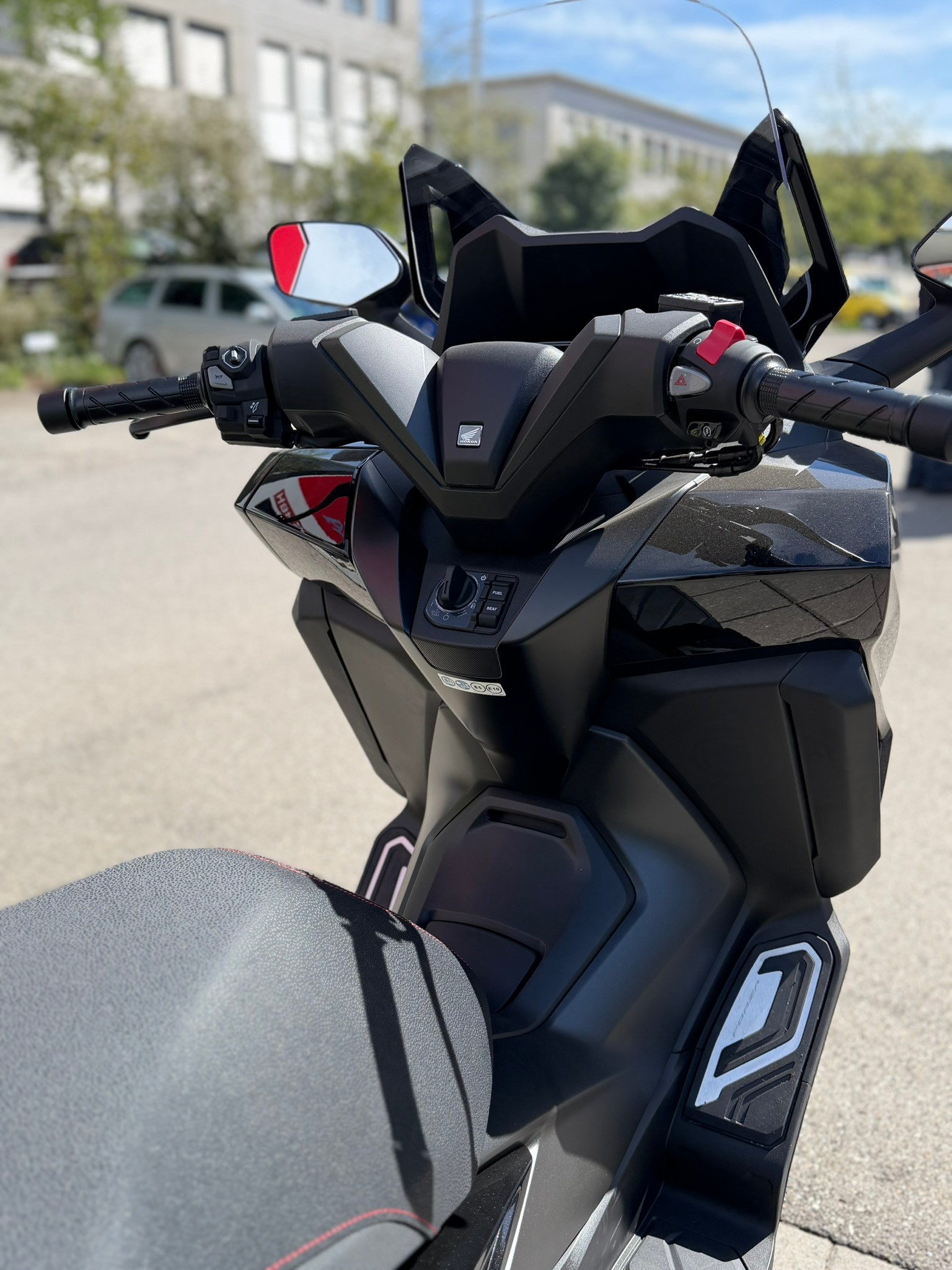 HONDA NSS 350 SPECIAL EDITION INKL. SMART TOPCASE-image-6