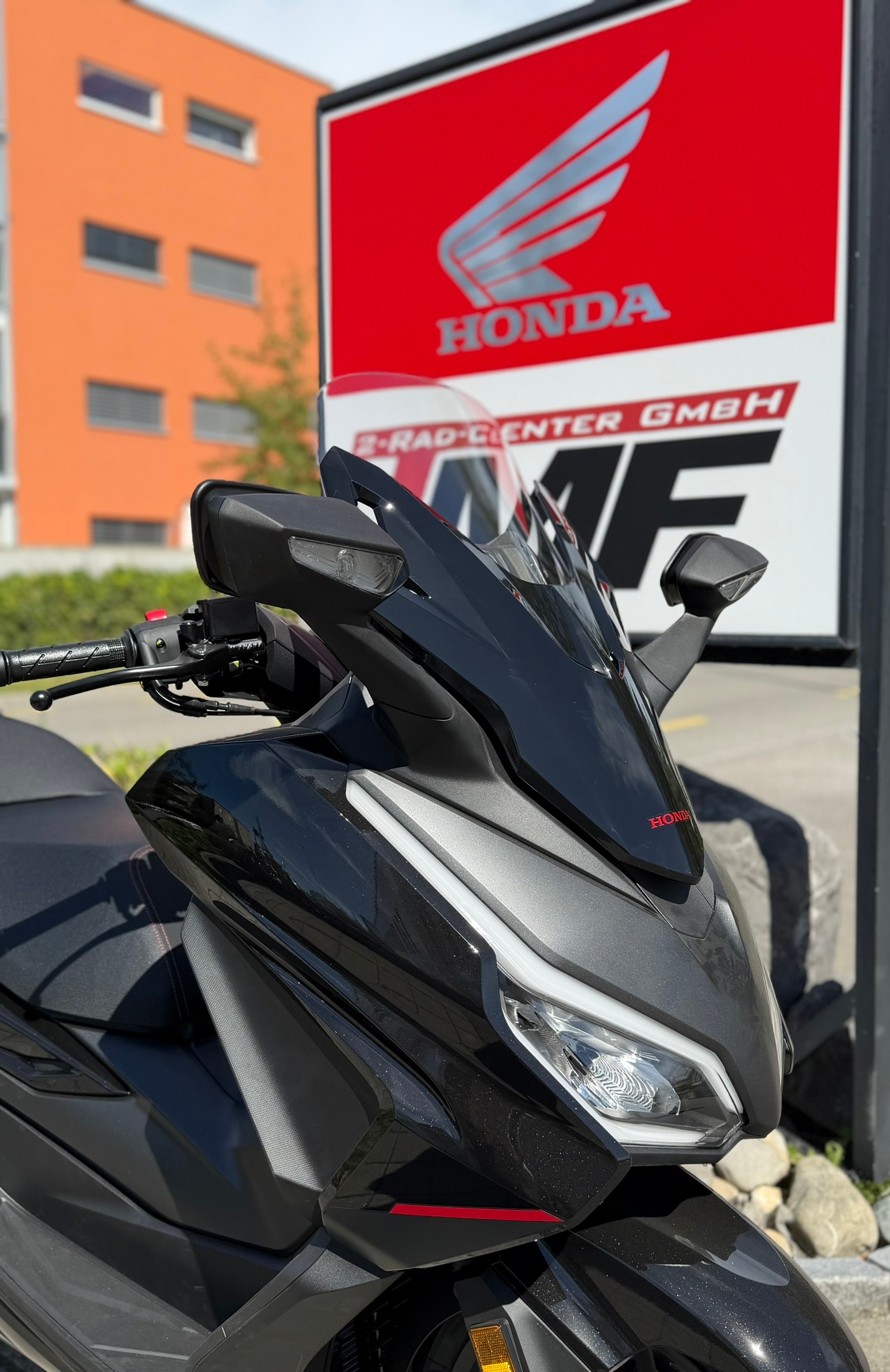 HONDA NSS 350 SPECIAL EDITION INKL. SMART TOPCASE-showroom-element-3