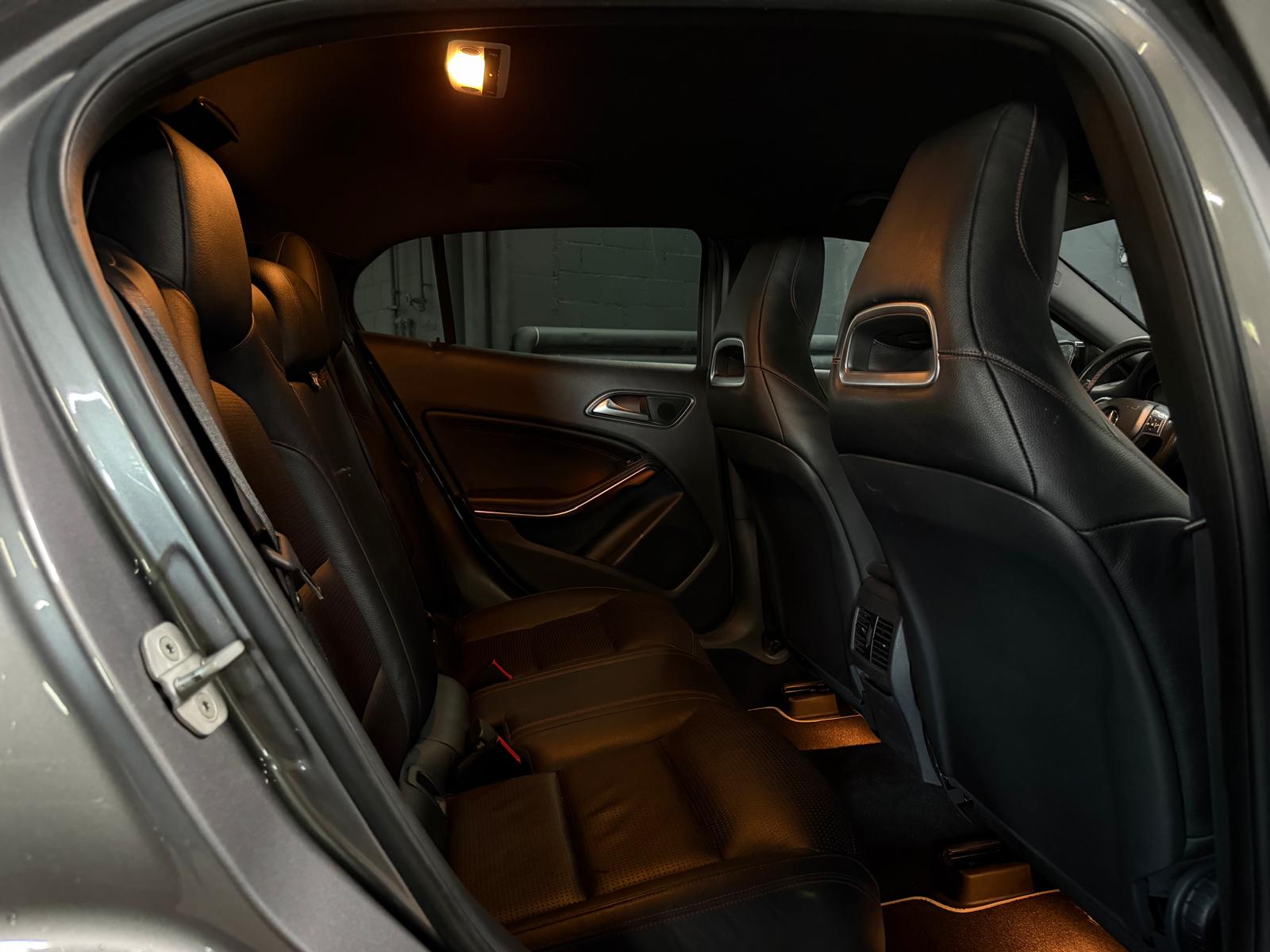 MERCEDES-BENZ GLA 220 CDI AMG Grey&Black Edition 4Matic 7G-DCT-image-14