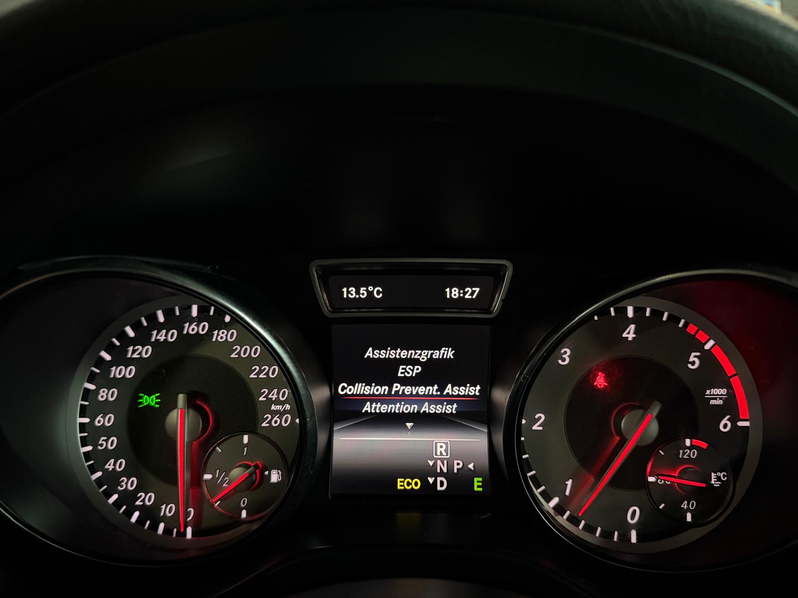 MERCEDES-BENZ GLA 220 CDI AMG Grey&Black Edition 4Matic 7G-DCT-image-23