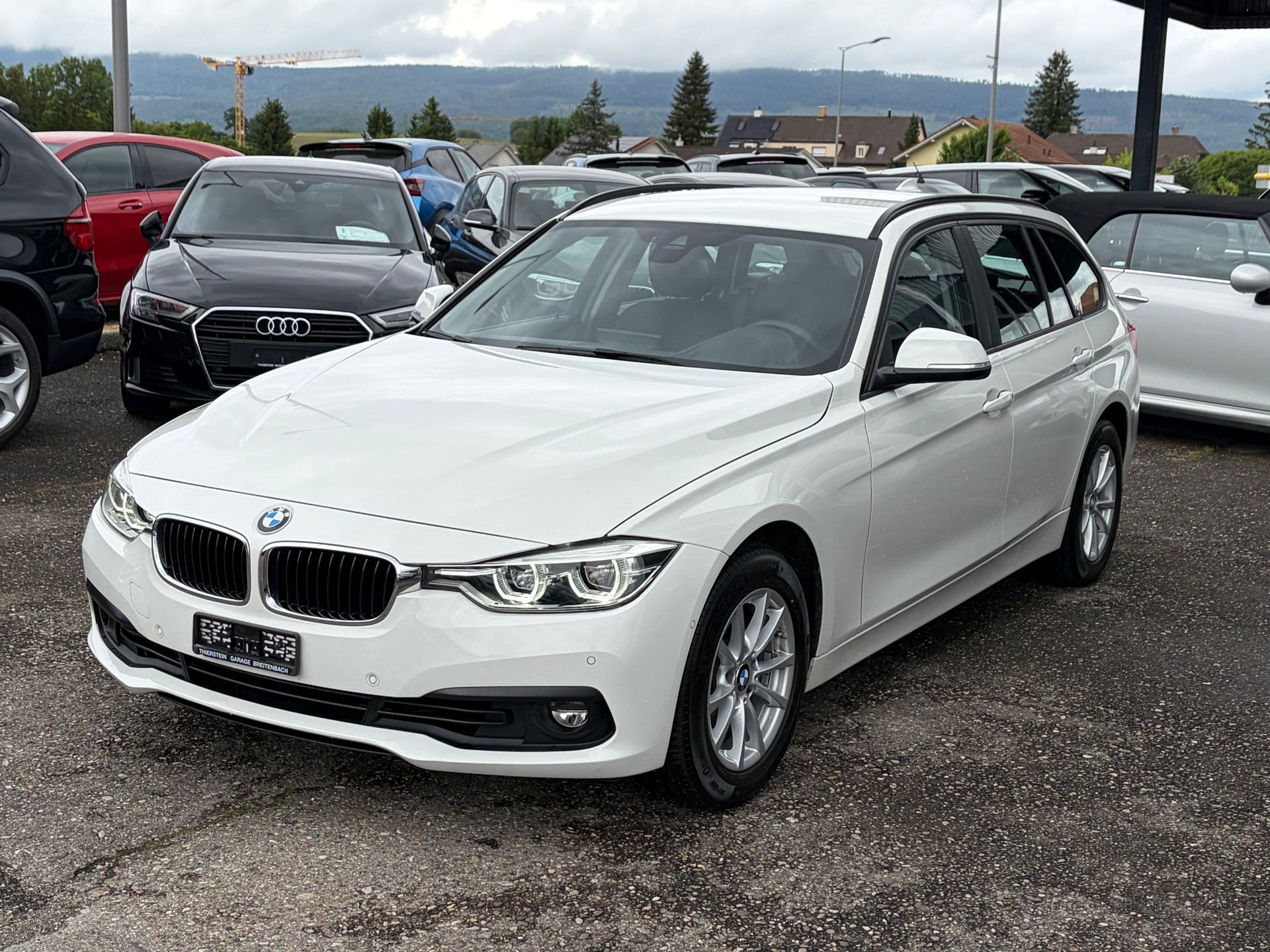 BMW 320i xDrive Touring Steptronic-image-2