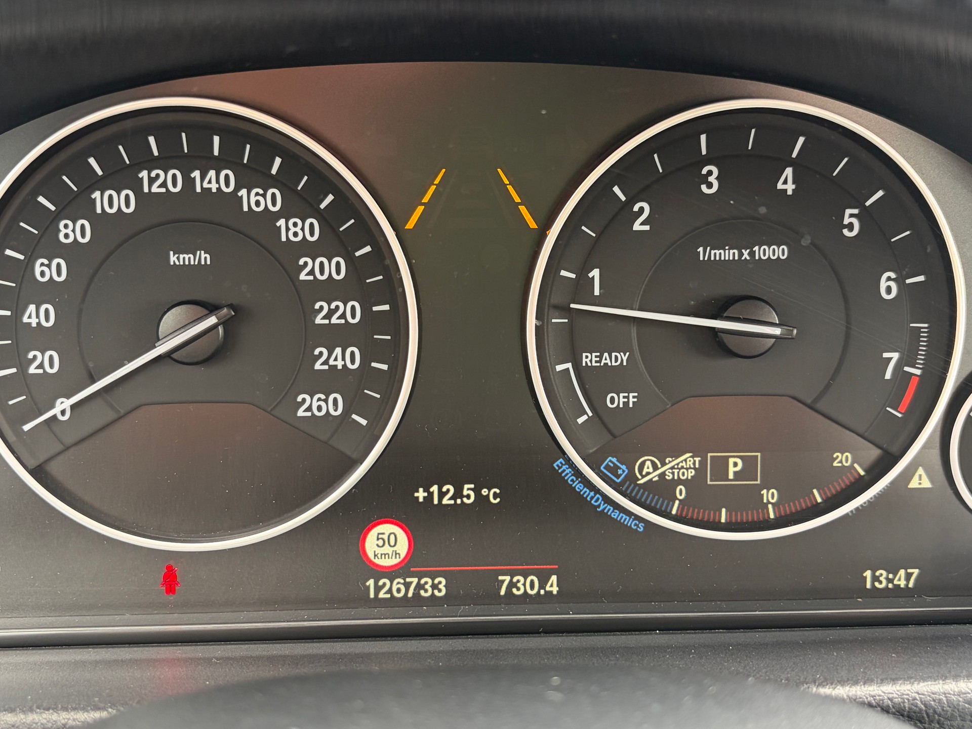 BMW 320i xDrive Touring Steptronic-image-10