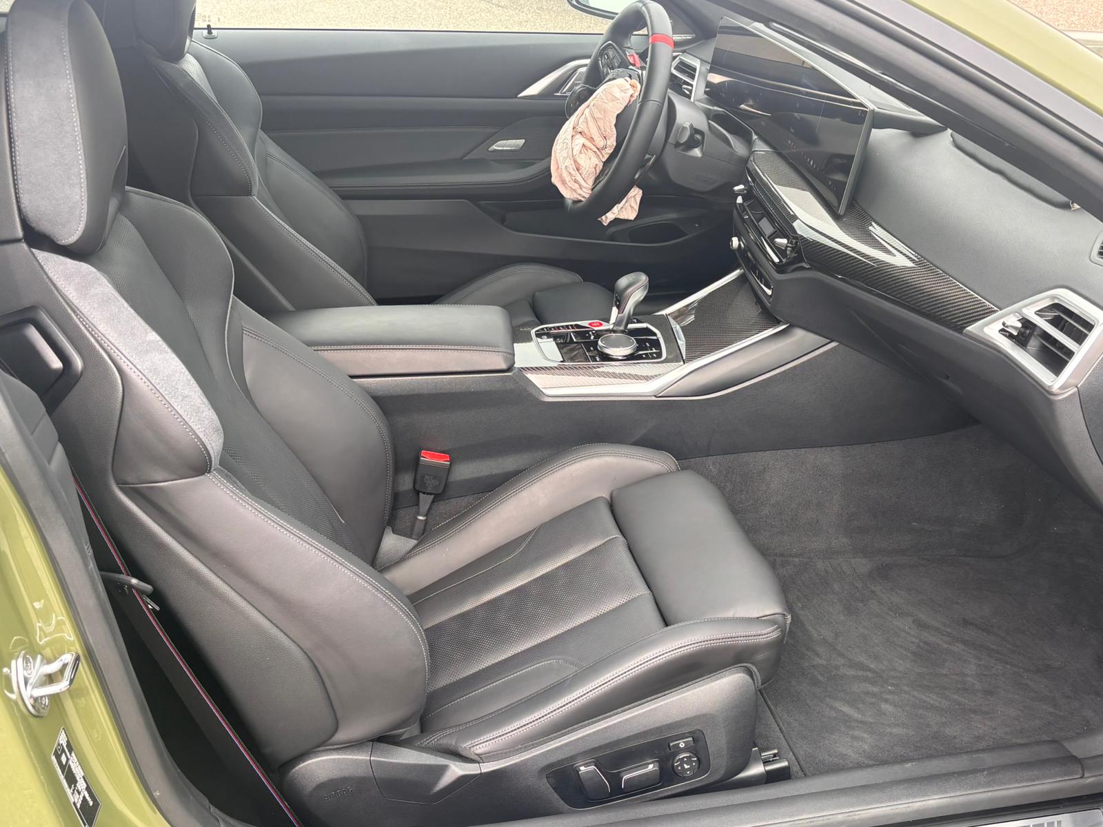 BMW M4 Coupé Competition M xDrive-image-13