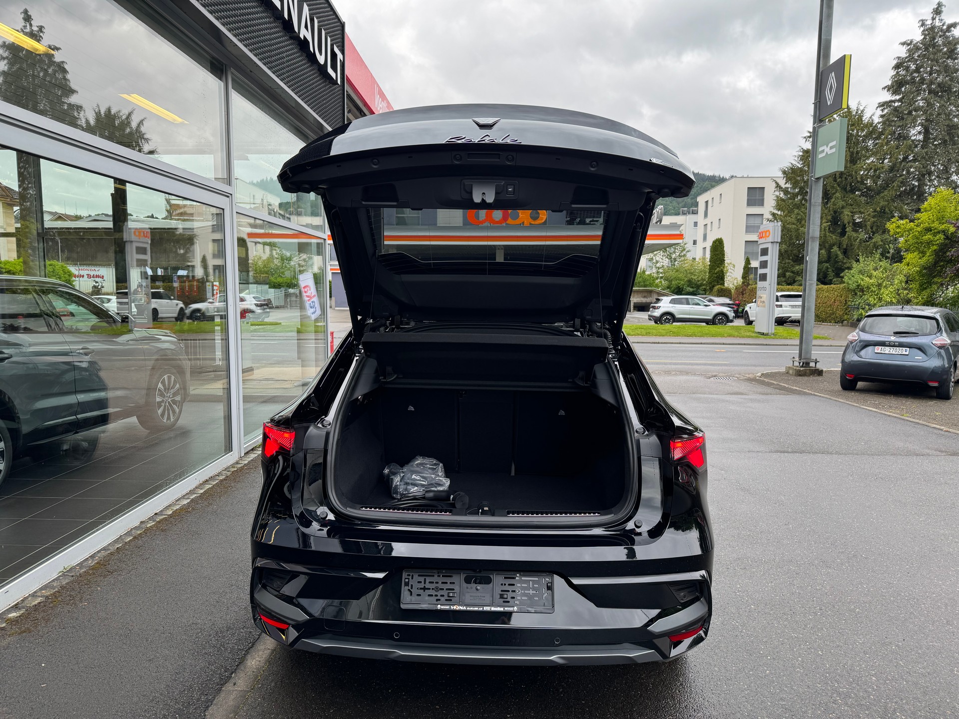RENAULT Rafale 1.2 E-Tech Plug-in Hybrid 300 4x4 Atelier Alpine-image-8