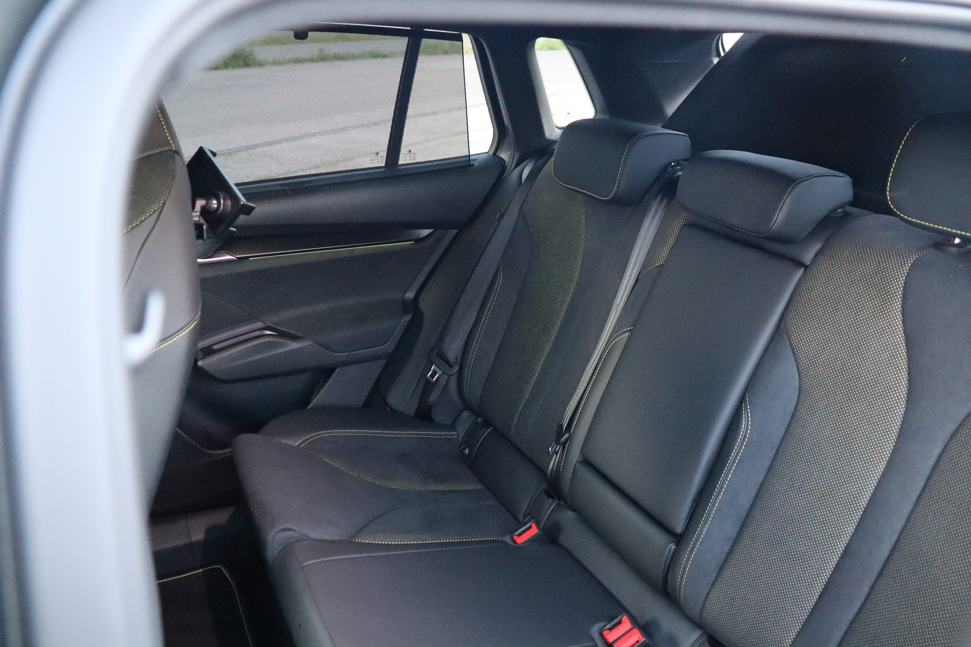 SKODA Elroq RS 4x4-image-9