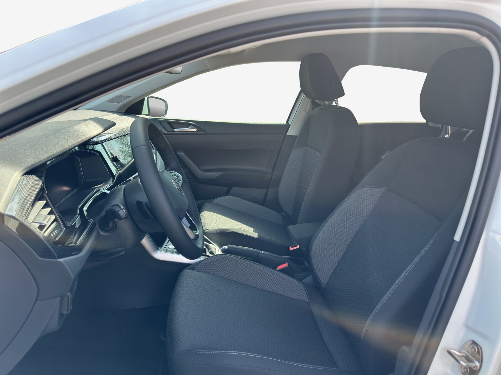 VW Polo LI 1.0TSI 95PS-image-7