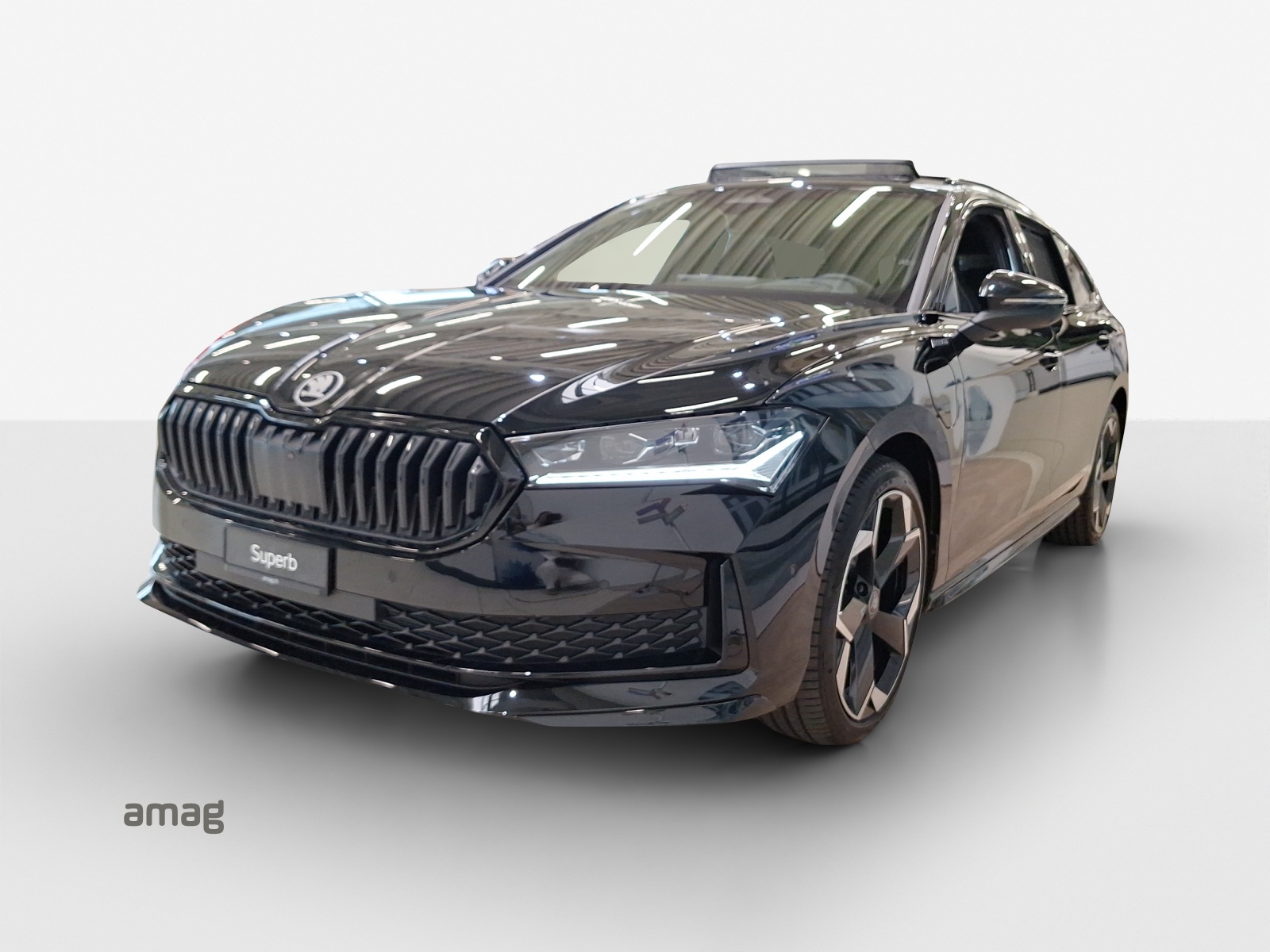 SKODA Superb Combi 1.5 TSI PHEV Sportline DSG-image-0
