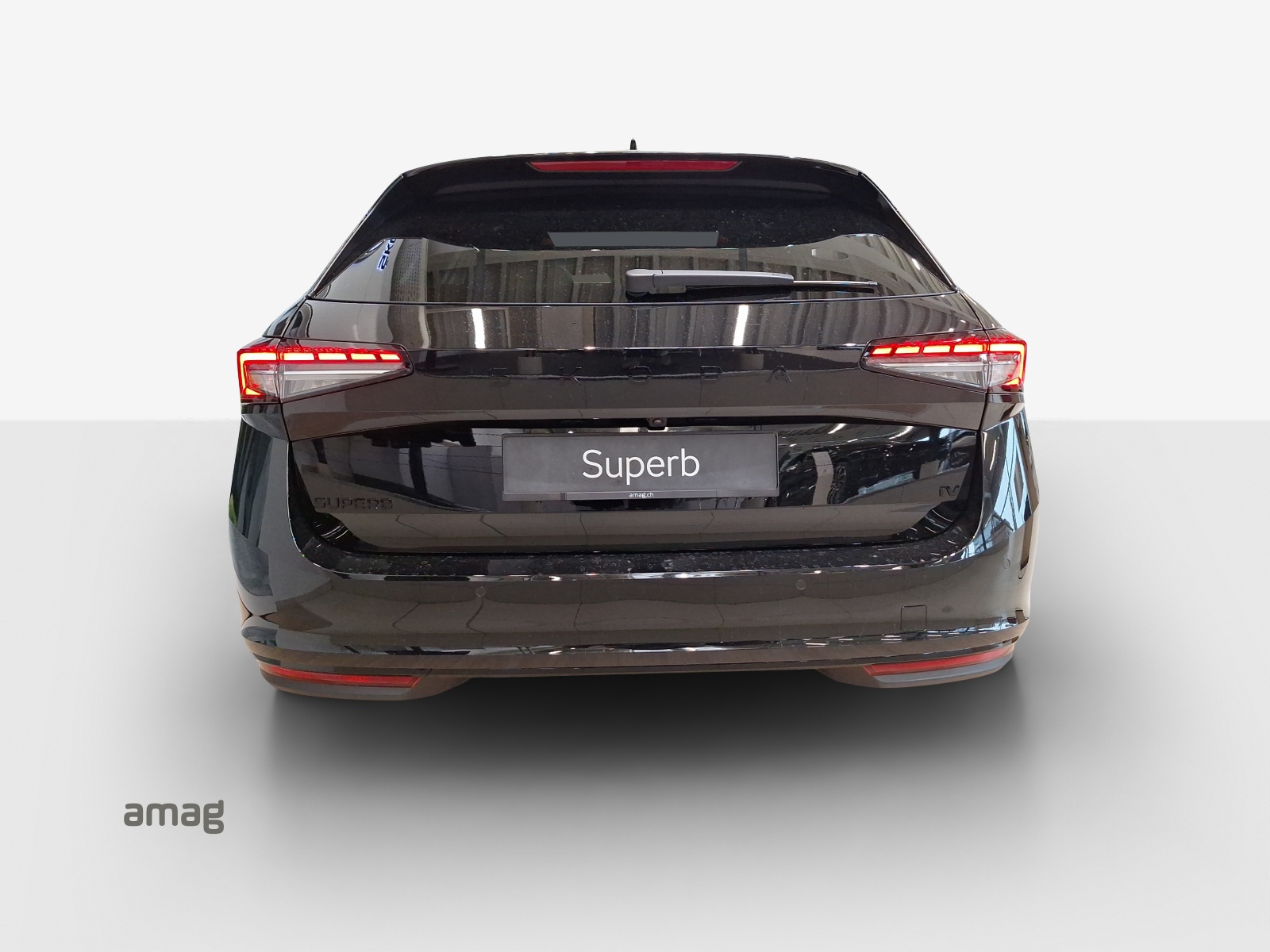 SKODA Superb Combi 1.5 TSI PHEV Sportline DSG-image-3