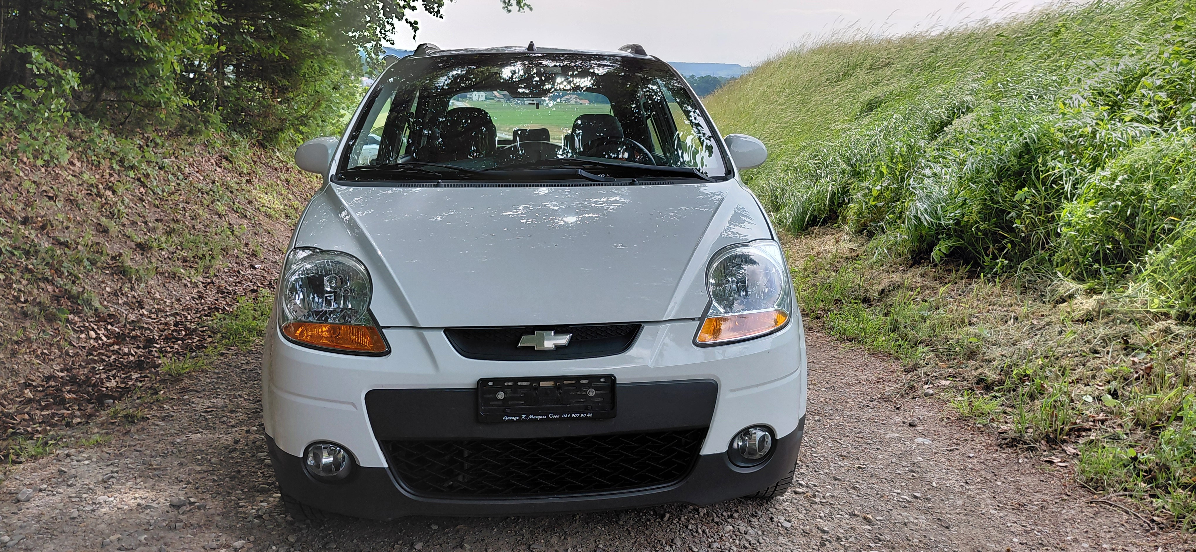 Car photo