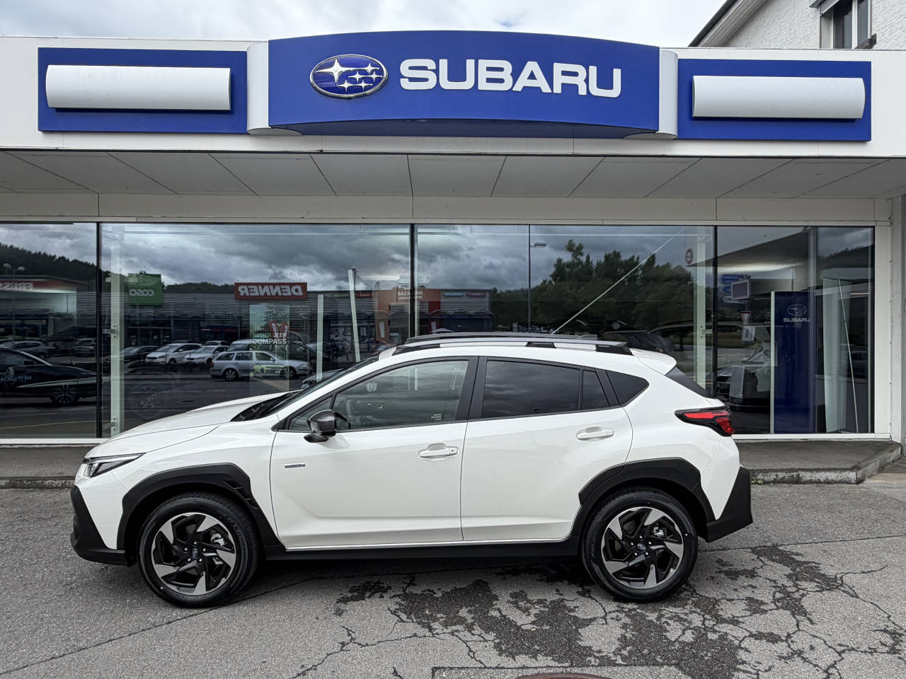 SUBARU Crosstrek 2.0i e-Boxer Swiss Plus
