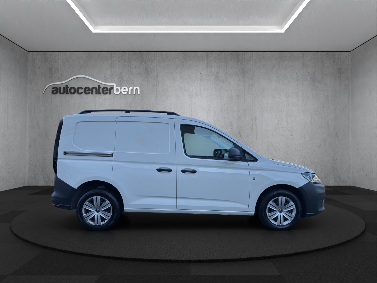 VW Caddy Cargo 2.0TDI-image-7