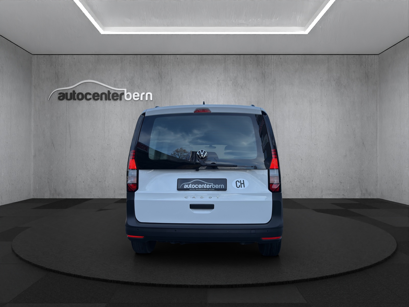 VW Caddy Cargo 2.0TDI-image-5